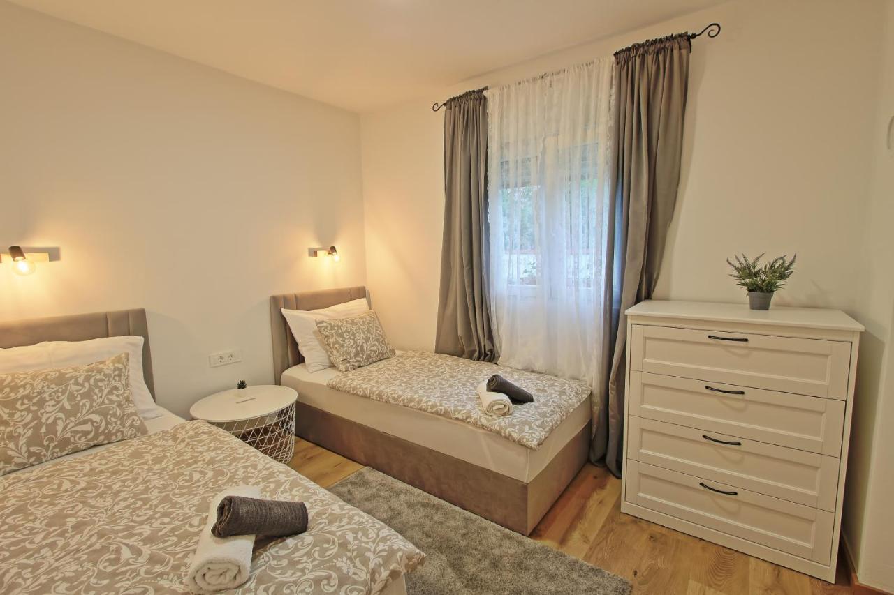 Holiday Home Bulog Sinac Exterior photo