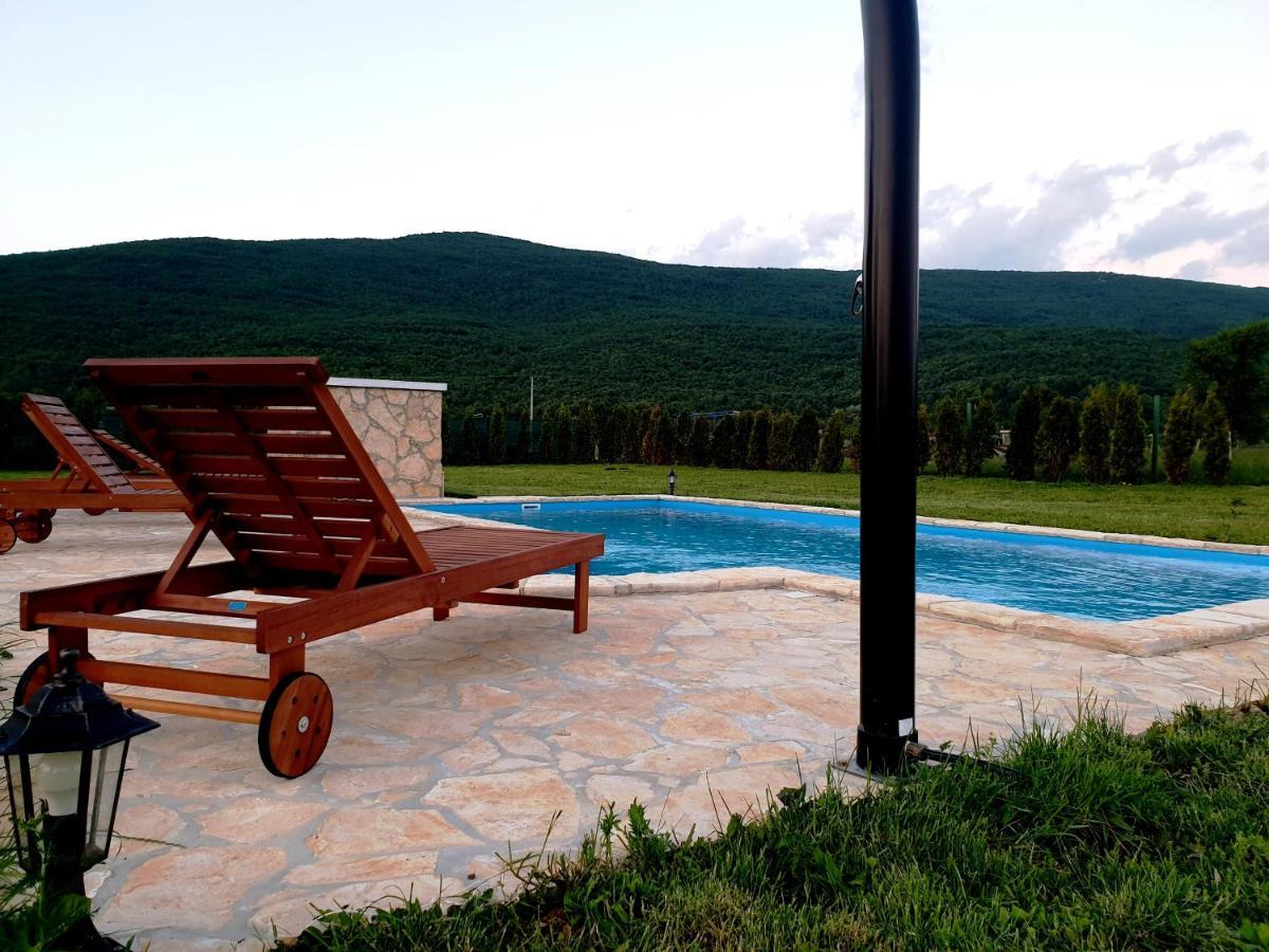Holiday Home Bulog Sinac Exterior photo
